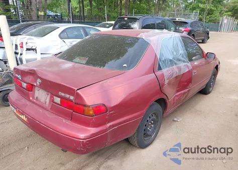 1997 Toyota Camry Le from USA, damaged, VIN 4T1BG22K3VU090917